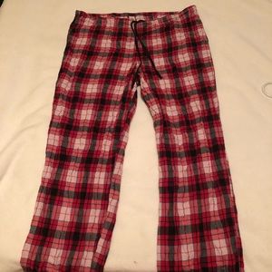 Victoria’s Secret pyjama bottoms.